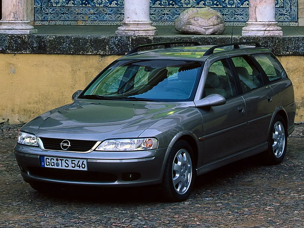 Свет вектра б. Opel Vectra 2000 универсал. Opel Vectra b универсал 1999. Opel Vectra b универсал 2002. Опель Вектра б 1999 универсал.