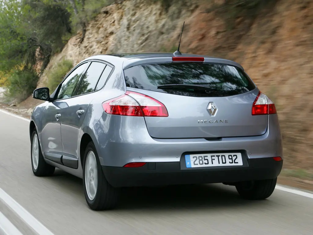 Камера заднего вида - Renault Megane III, 1,6 л, 2012 года электроника DRIVE2