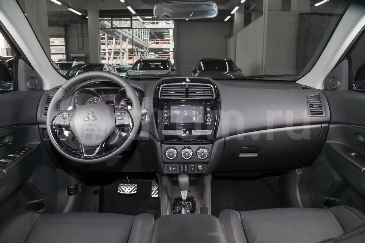 6. 4wd комплектация. аутлендер комплектация инстайл +. митсубиси аутлендер комплектация instyle. митсубиси аутлендер 2021 салон.