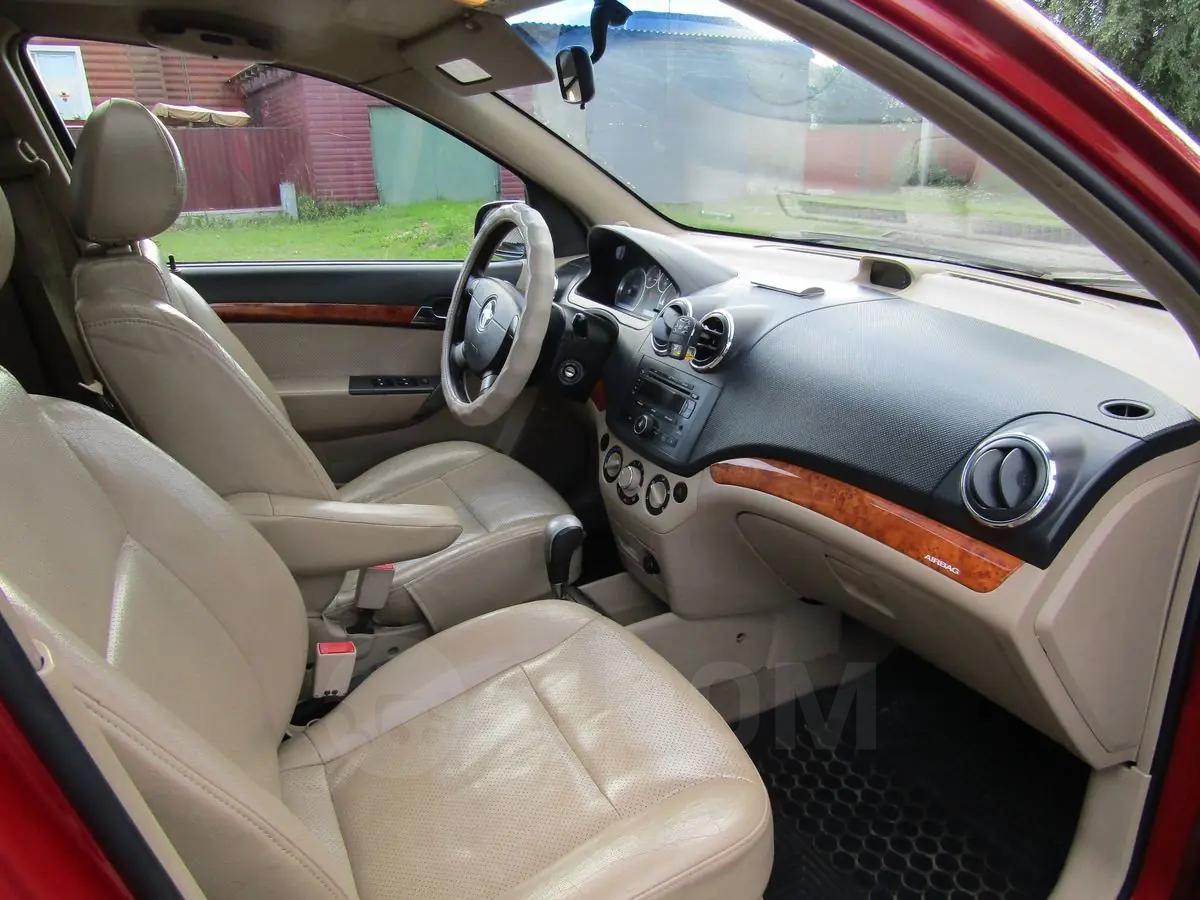 chevrolet aveo с кожаным салоном chevrolet aveo с кожаным салоном