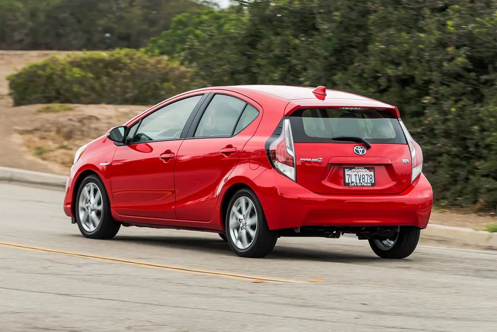 Toyota Prius c 2014