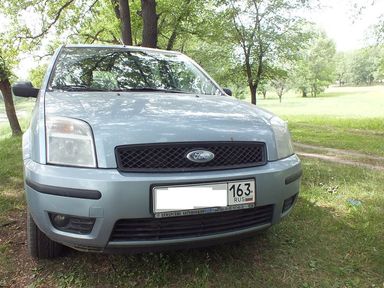 Ford Fusion 2005   |   12.09.2018.