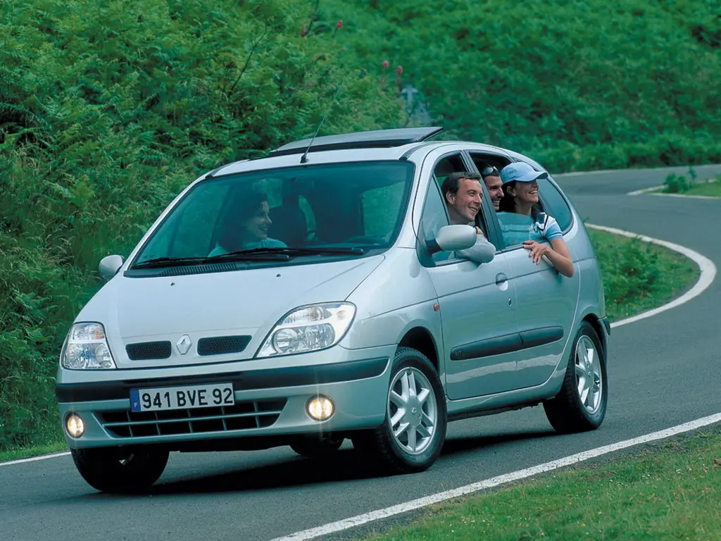 Рено сценик 1 поколения. Renault Scenic 1 поколение. Renault Scenic 1999-2003. Renault Scenic 1999.