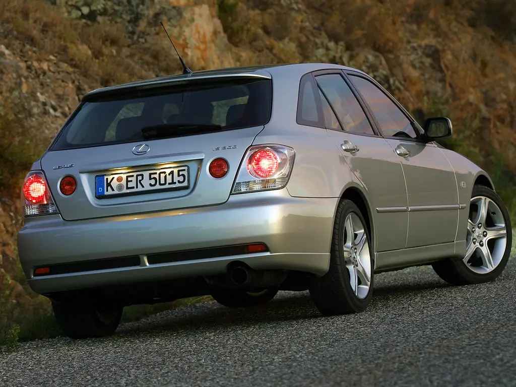 Lexus IS200 2000, 2001, 2002, 2003, 2004, универсал, 1