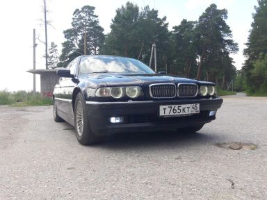 BMW 7-Series 2000   |   26.12.2018.