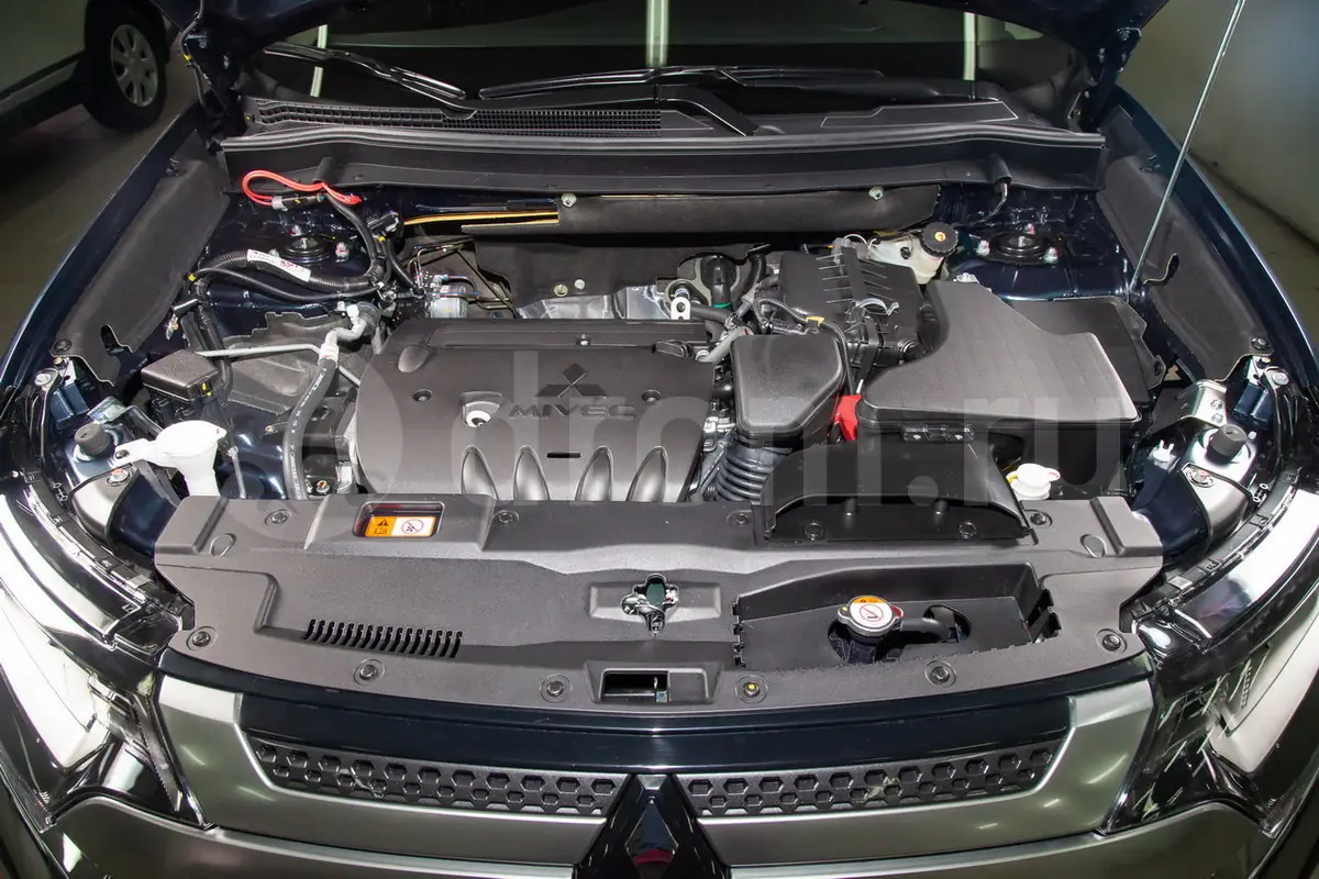 Характеристики и особенности двигателя Mitsubishi 4B11 2,0л 165 л. с.
