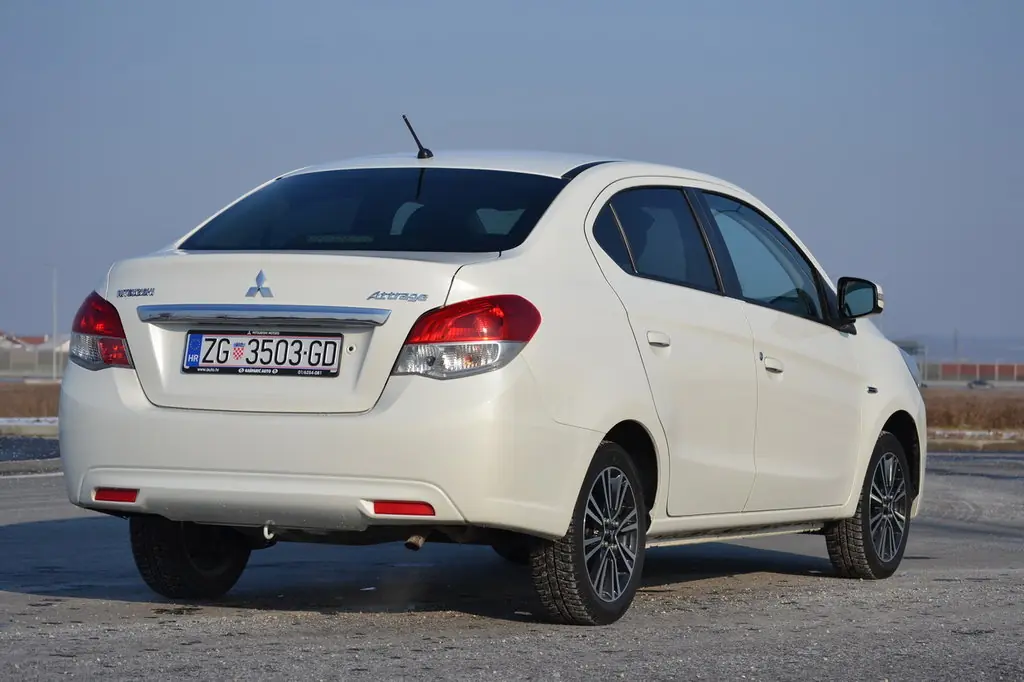 Сборка и качество Mitsubishi Attrage на очень высоком уровне