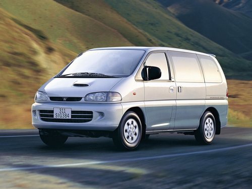 Mitsubishi Space Gear 1994 - 1997