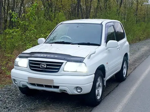 Suzuki Escudo 2000 - 2002