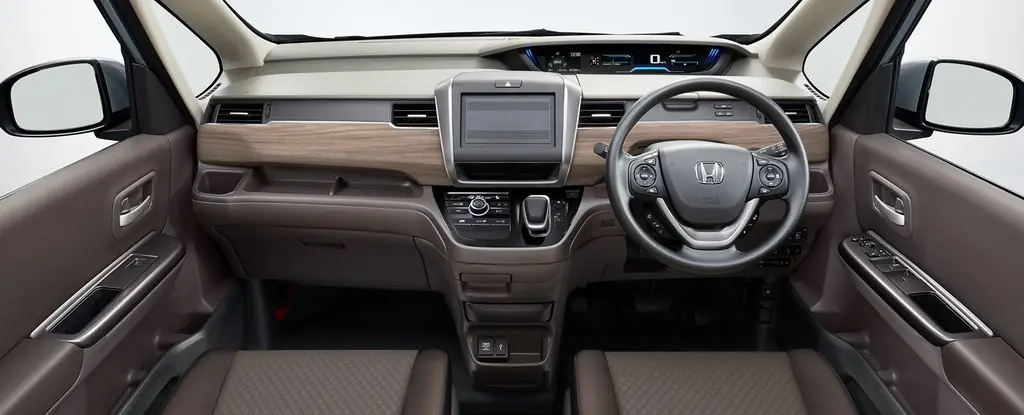 Honda Freed  2019 2020 2021 2022 2023  2      