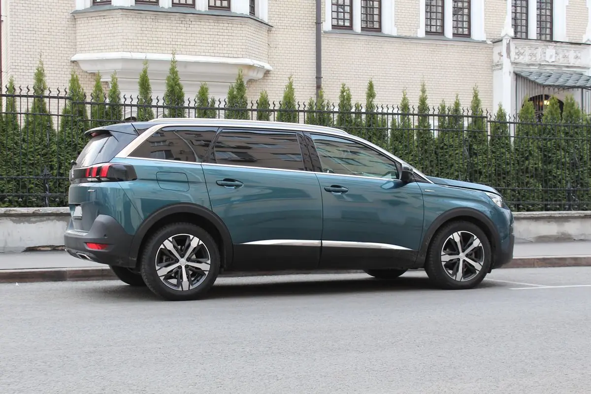 пежо минивэн 5008. 5 дизель отзывы. пежо 5008 1. дтп пежо 5008. Peugeot 5008 ii рестайлинг.
