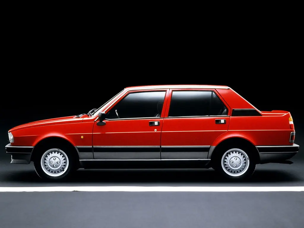 Alfa Romeo Giulietta 1977, 1978, 1979, 1980, 1981, седан, 2 поколение