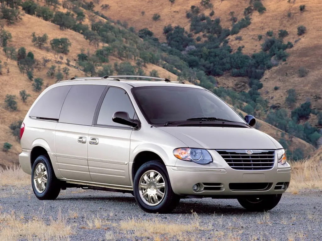Chrysler Town&Country рестайлинг 2004, 2005, 2006, 2007