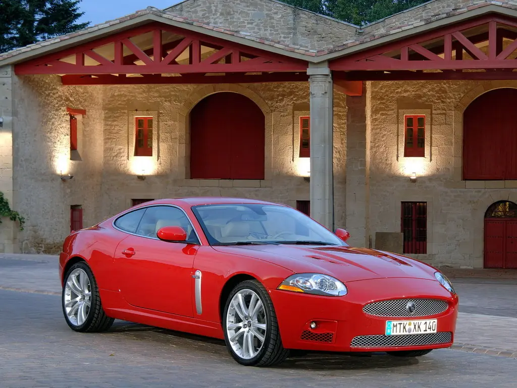 Машина Jaguar XK