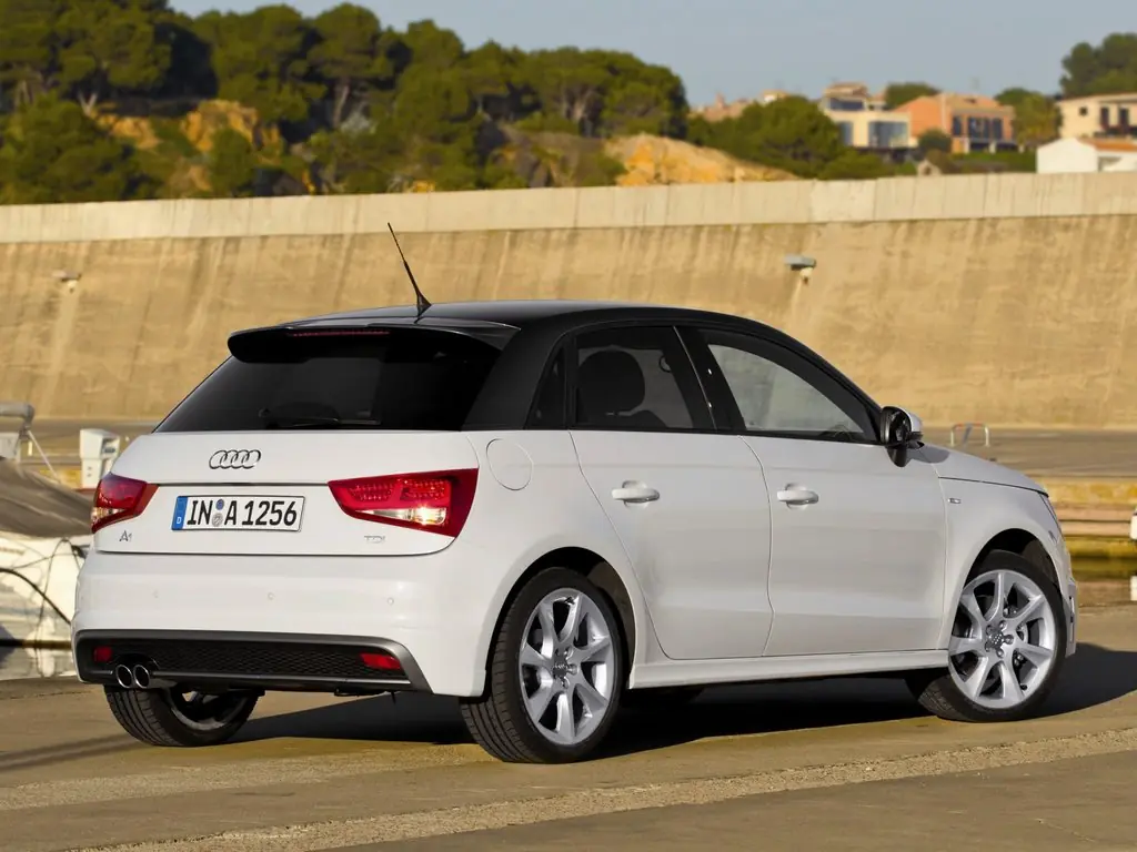 Audi A1 2011 2012 2013 2014 5 . 1 8X