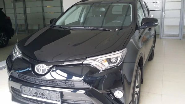 Toyota RAV4 2018 - отзыв владельца