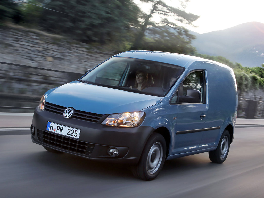 Volkswagen Caddy 2013 года