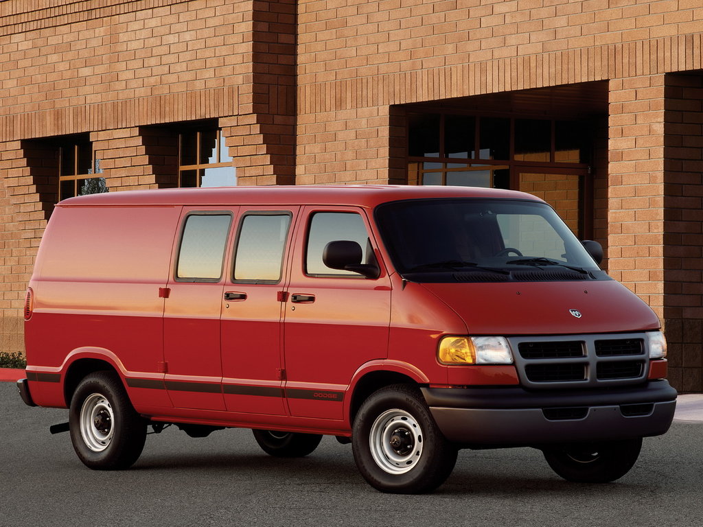 Dodge Ram Van 1993, 1994, 1995, 1996, 1997, цельнометаллический фургон, 2  поколение технические характеристики и комплектации