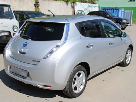 Nissan Leaf 2011 -  