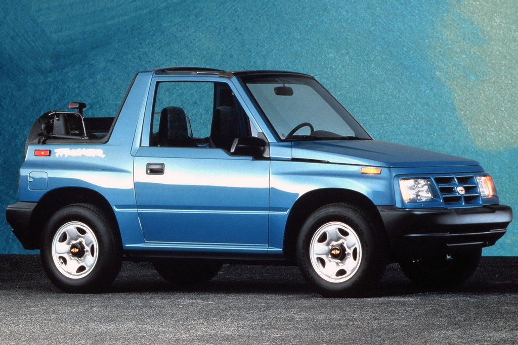 Chevrolet Tracker кабриолет Гео