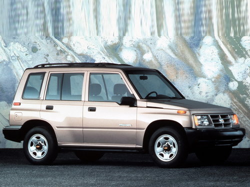 Chevrolet Tracker 1995 - 1998