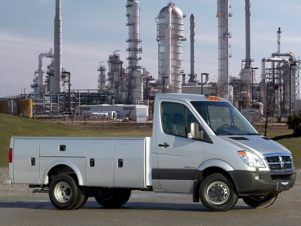 Dodge Sprinter 2006, бортовой грузовик, 2 поколение (09.2006 - 05.2010)