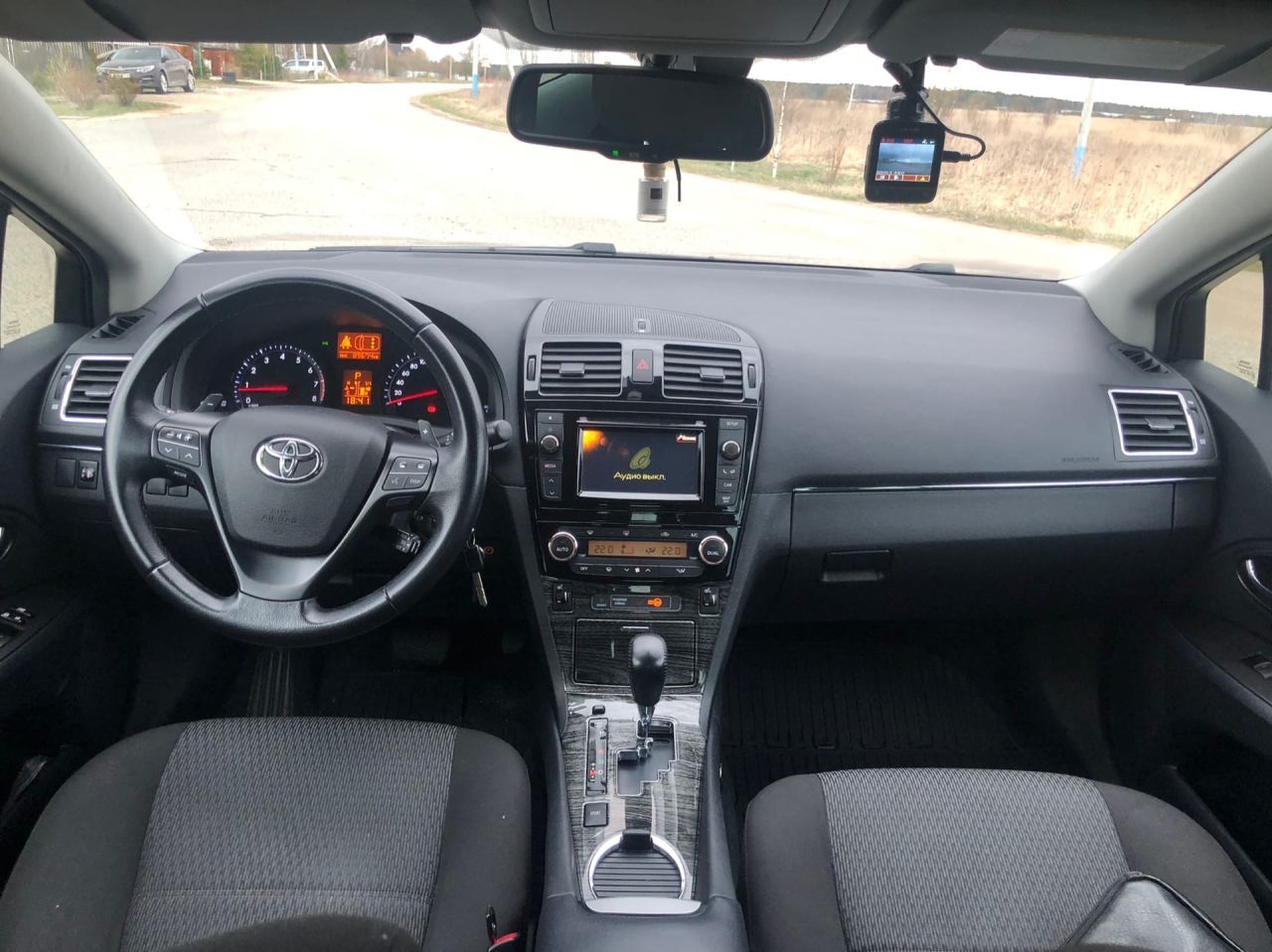 Купить Тойота Авенсис Левый Руль
