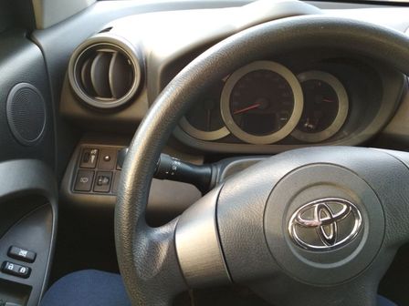 Toyota RAV4 2010 -  