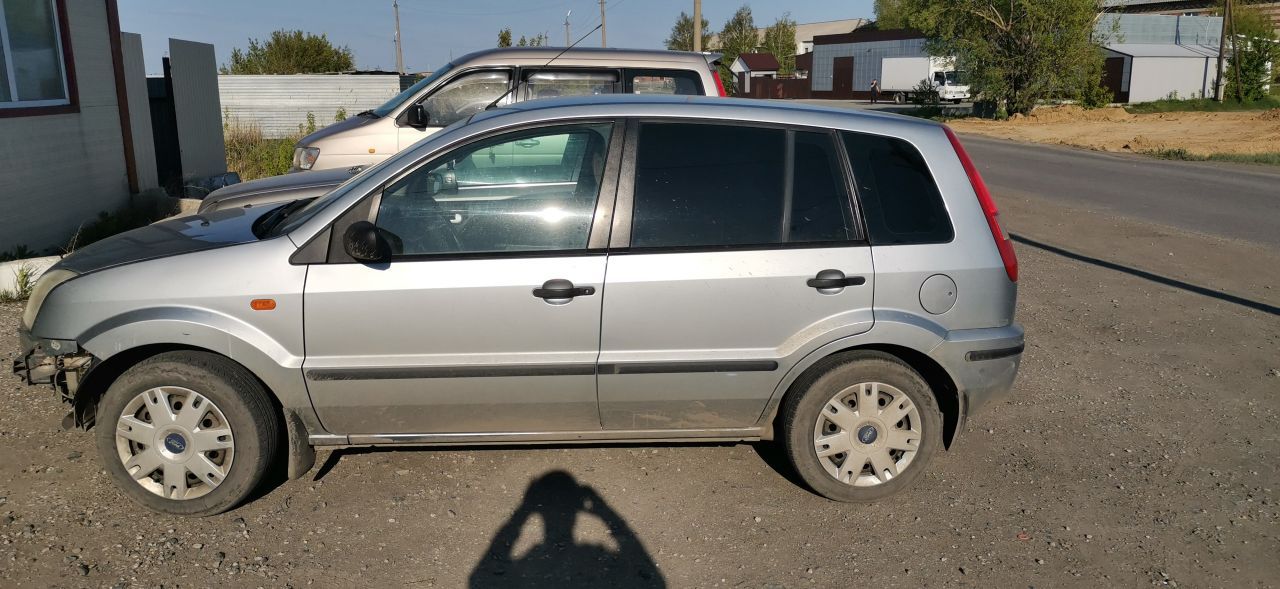Ford Fusion 2005 багажник