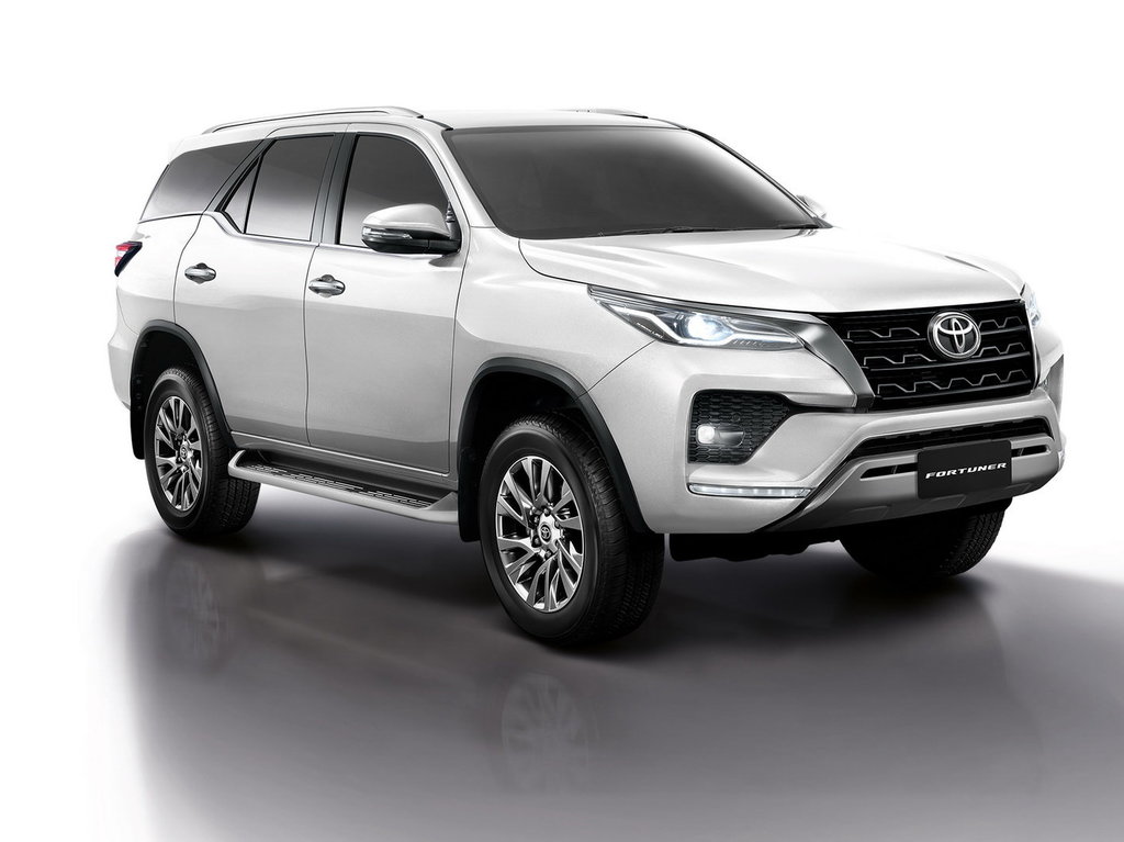 Toyota Fortuner  2020 2021 2022 suv 5  2   AN160    