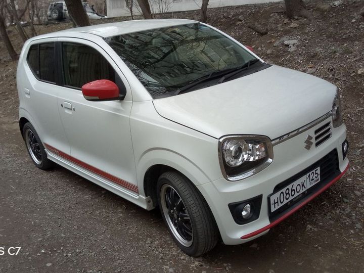 Suzuki Alto 4