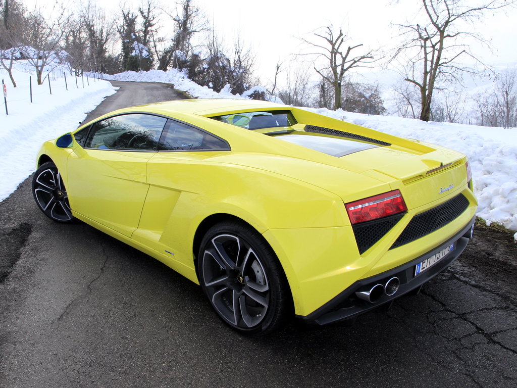 Фото Ламборгини Галлардо lp560
