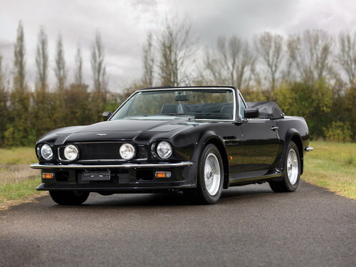 Aston Martin Vantage 1977 - 1989