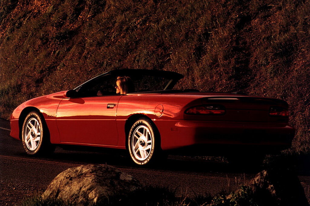 История Chevrolet Camaro 1993-2002 модели технические характеристики отзывы владельцев