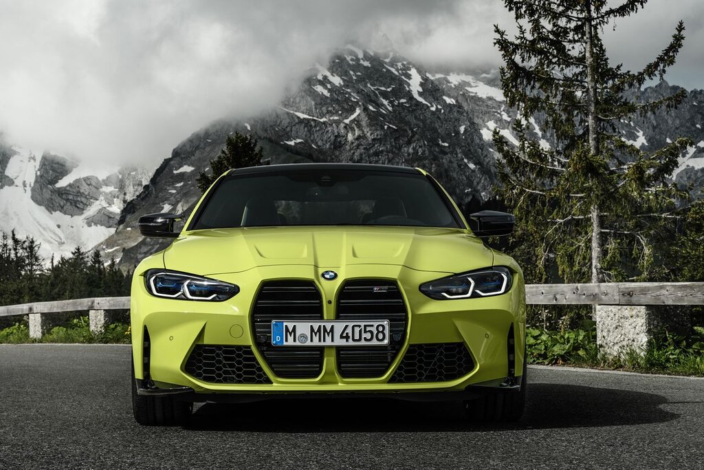 BMW M4 2020 2021 2022 2023 купе 2 поколение G82 технические  характеристики и комплектации