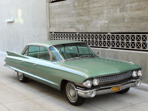Cadillac DeVille (Series 6300)
11.1960 - 09.1964