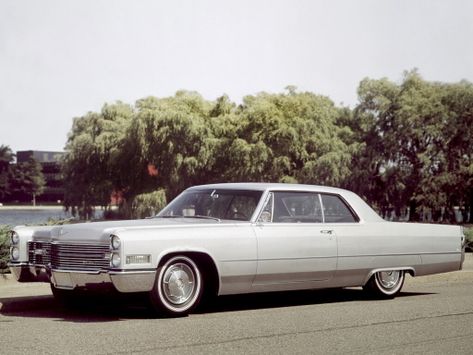 Cadillac DeVille (Series 683)
10.1964 - 12.1968