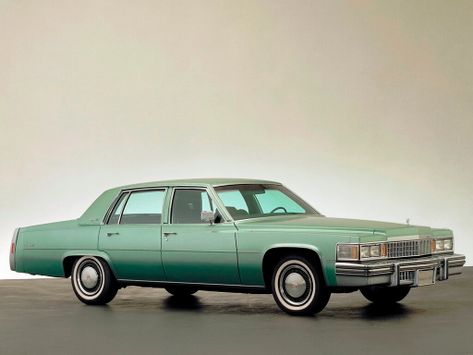 Cadillac DeVille 
10.1976 - 09.1979