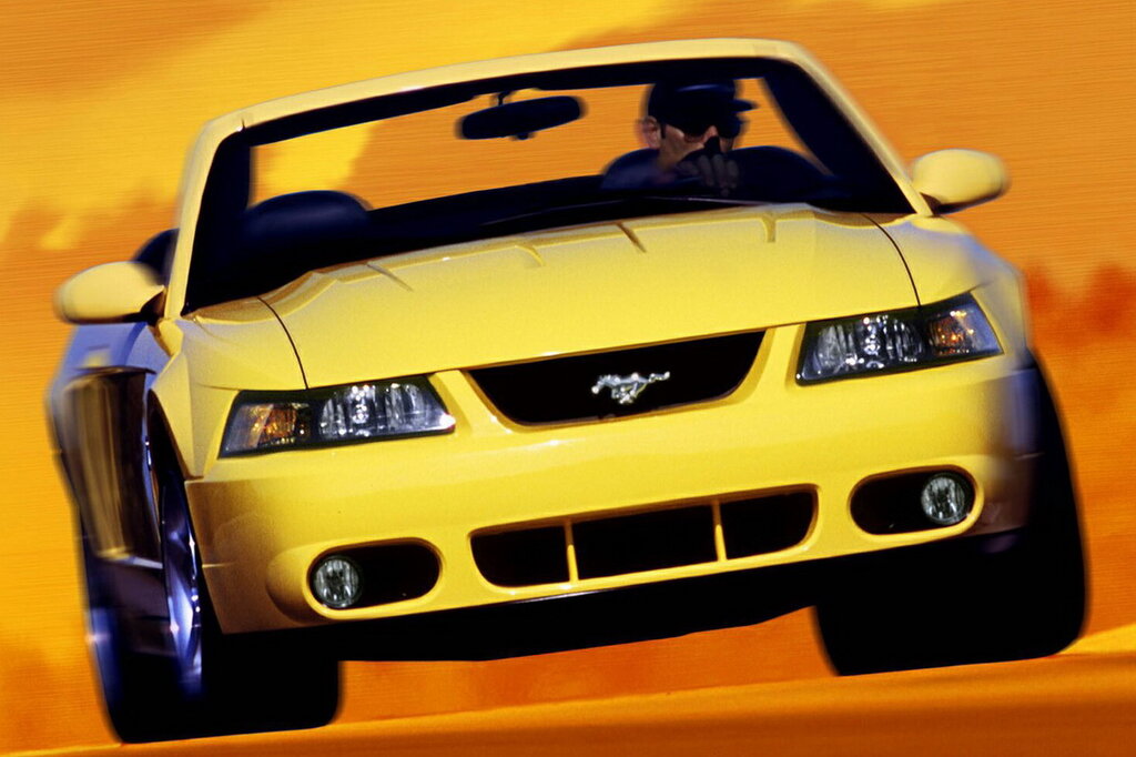 Ford Mustang рестайлинг 1998, 1999, 2000, 2001, 2002, открытый