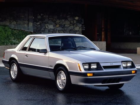 Ford Mustang 
10.1982 - 07.1986