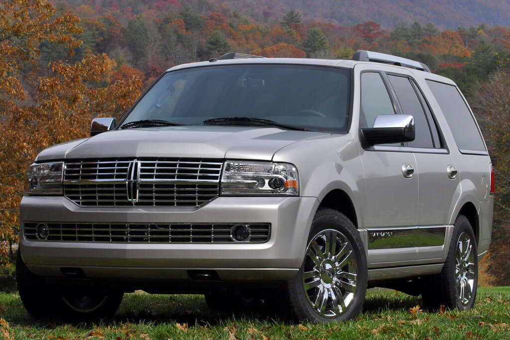 Машина Lincoln Navigator 2007
