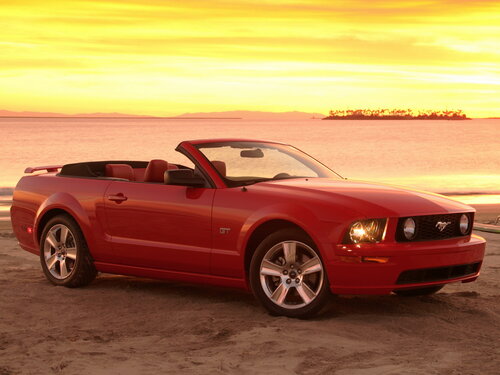 Ford Mustang 2004 - 2008