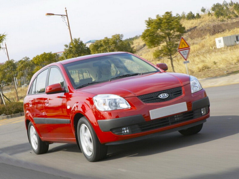 Файл:Kia Rio Facelift Spirit Diamantsilber Heck.JPG - Вікіпедія