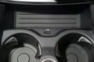   : 6 , USB, AUX