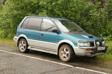 Mitsubishi RVR, 1995