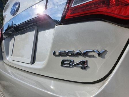 Subaru Legacy B4 2015 -  