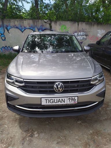 Volkswagen Tiguan, 2021