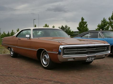 Chrysler 300 
10.1970 - 09.1971