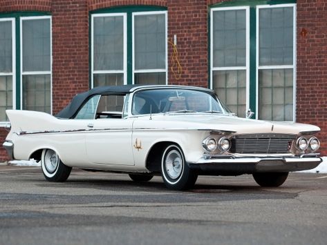 Chrysler Imperial 
10.1960 - 09.1961