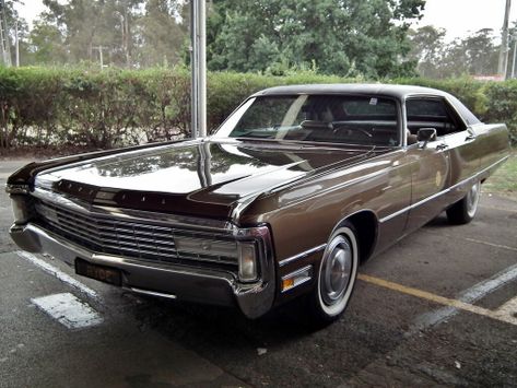 Chrysler Imperial 
10.1970 - 09.1971